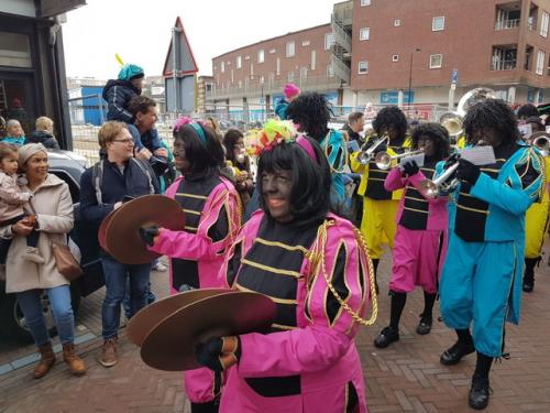 6B3AB532-53A4-4350-9E2D-413FB1978E48