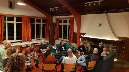 e9a7c564-ece4-49c7-b75f-a8a826c70406